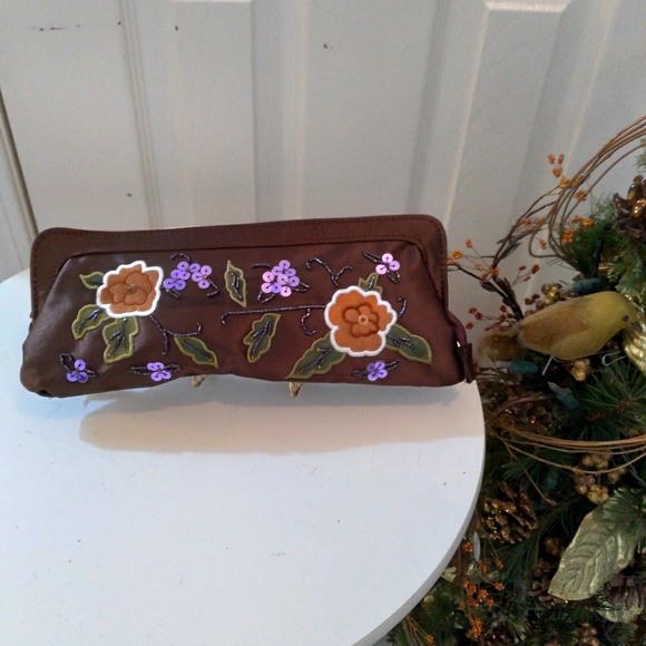 Bronze clutch - Picture 1 of 4